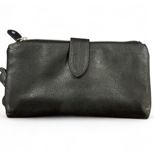 Buxton Women’s Black Wallet double zipper and snap button closure